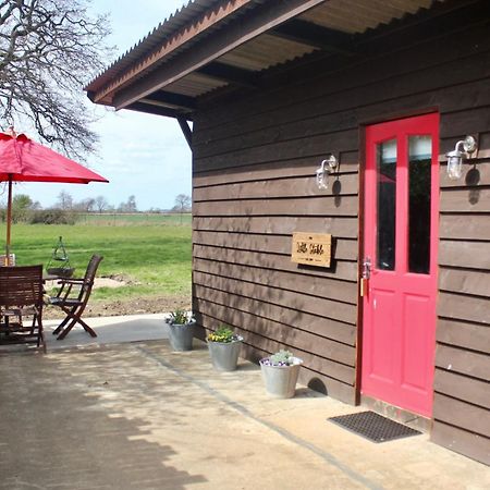 Hotel The Little Stable Corby Exterior foto