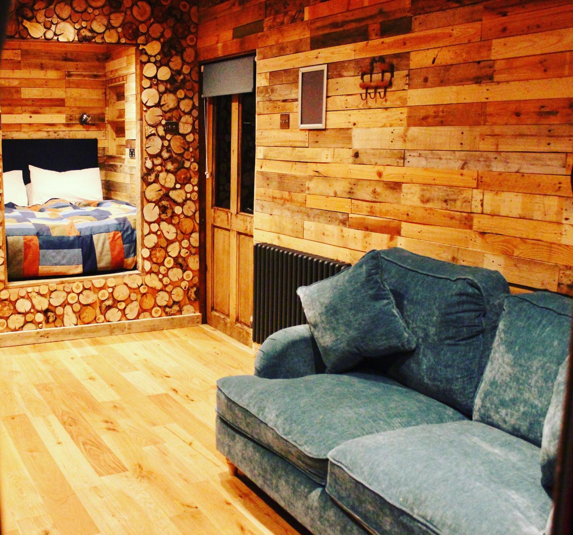 Hotel The Little Stable Corby Exterior foto